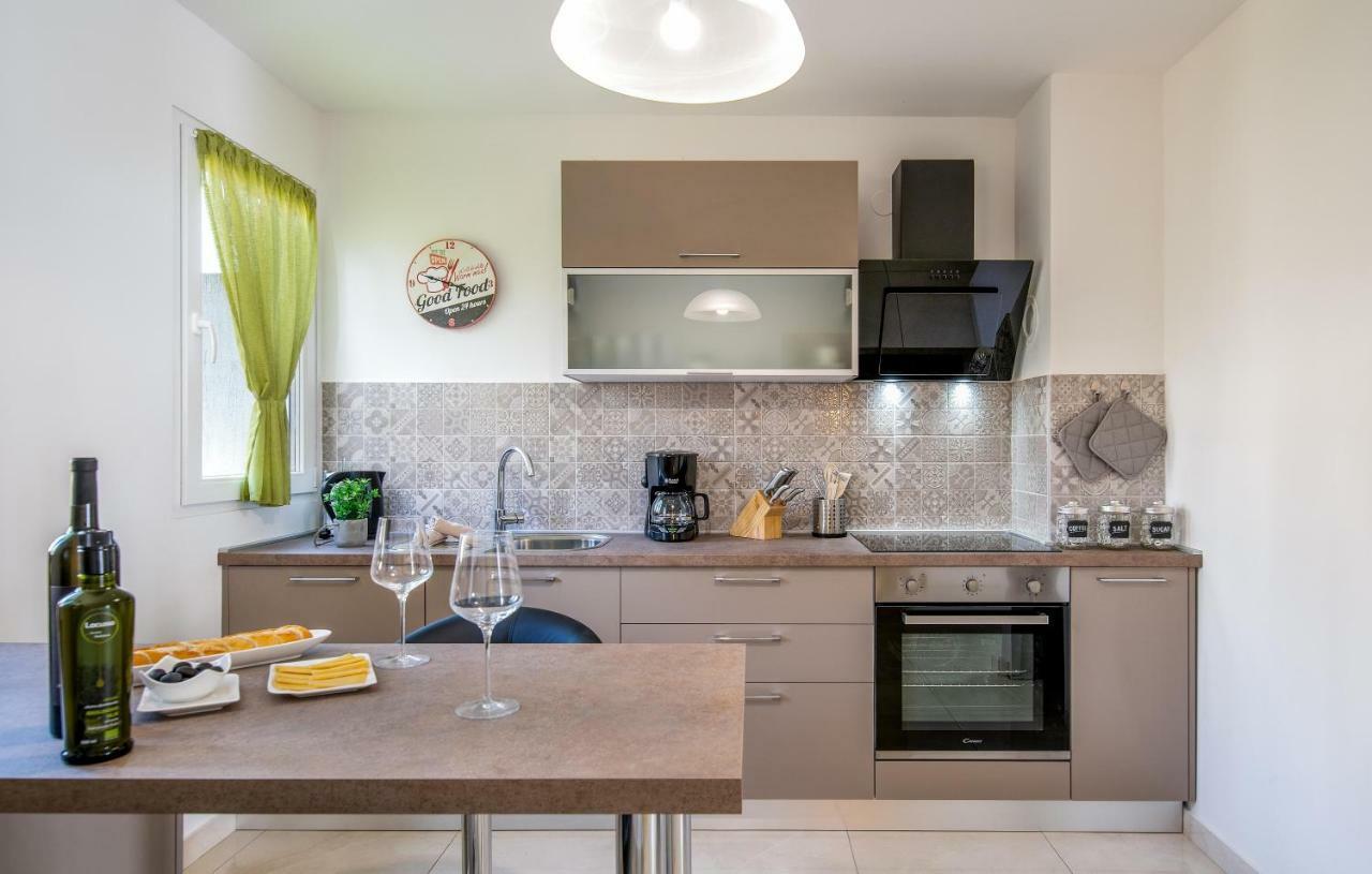 Family Apartment Ingrid Пула Экстерьер фото